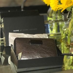 NWT 💖 Marc Jacobs wallet/ wristlet